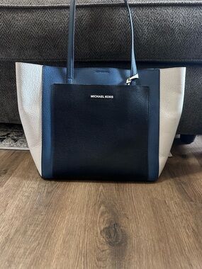 Michael Kors Navy, White and Black Colorblock Tote